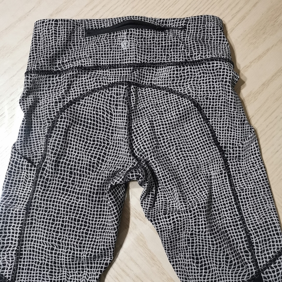 Lululemon Leggings - Picture 7 of 11